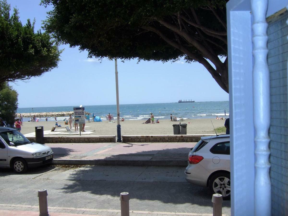 Apartment On The Beach Málaga Buitenkant foto